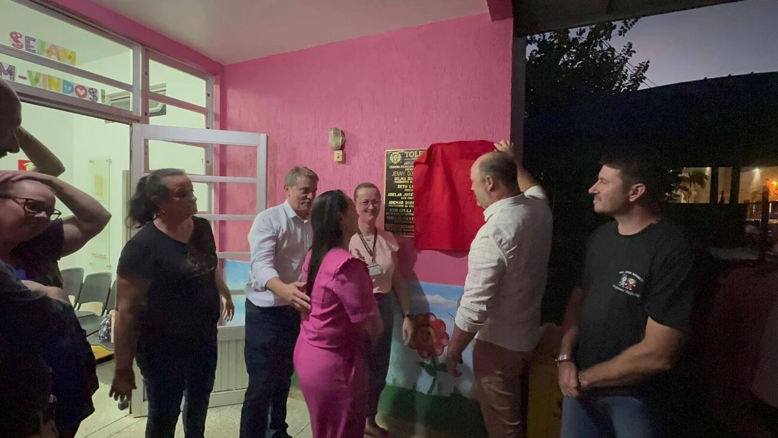 Foto relacionada a notícia: Município de Toledo entrega reforma do Cmei Jenny Donaduzzi