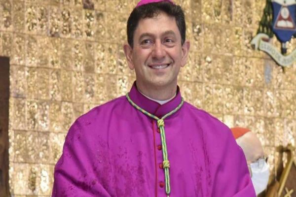 Dom Adelar Baruffi passa por cirurgia, em Curitiba