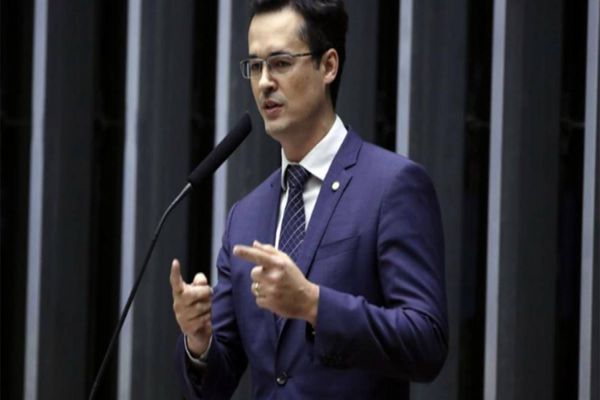 Deltan Dallagnol é cassado por unanimidade pelo TSE