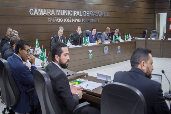 ​​Leis impedem nomeação de condenados por crime sexual contra criança para cargos públicos