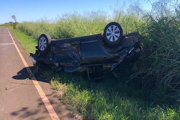 PRE realiza perseguição e apreende veículo preparado para transporte ilícito em Ouro Verde do Oeste
