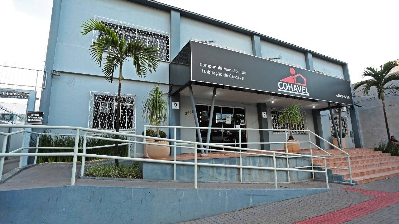 Autorizada doação de seis imóveis para construção de casas populares