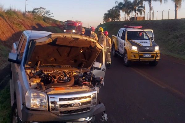 Grave acidente na PR-486 em Cascavel deixa um ferido e interrompe o trânsito