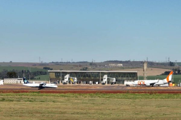 Aeroporto Regional de Cascavel projeta recorde histórico de passageiros em 2023