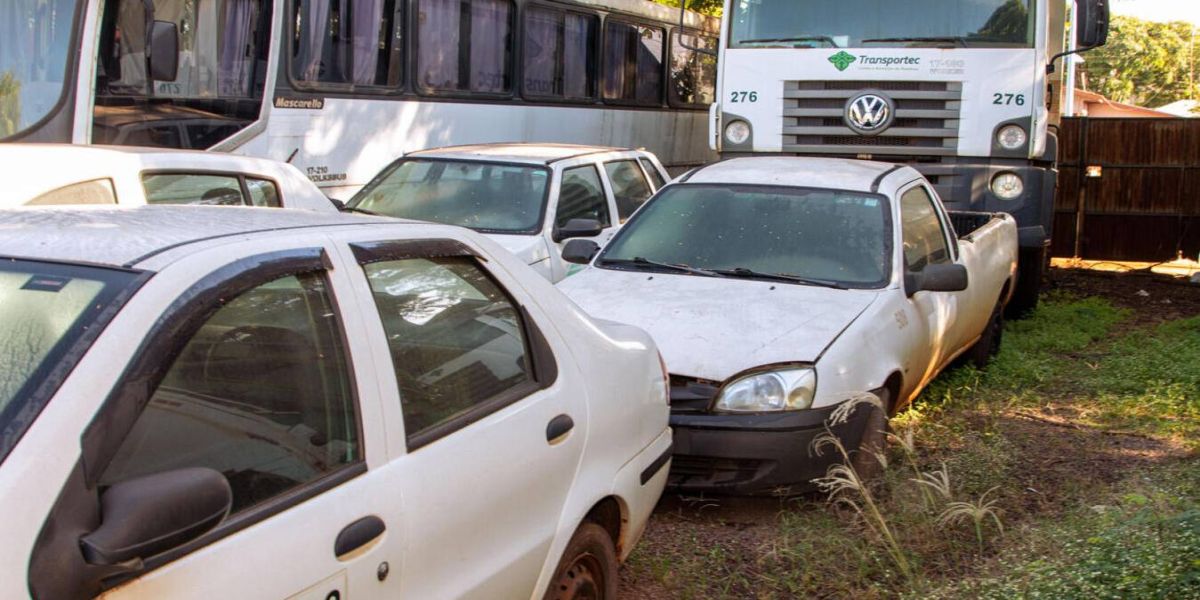 Prefeitura de Toledo vai leiloar 46 lotes de veículos e sucatas