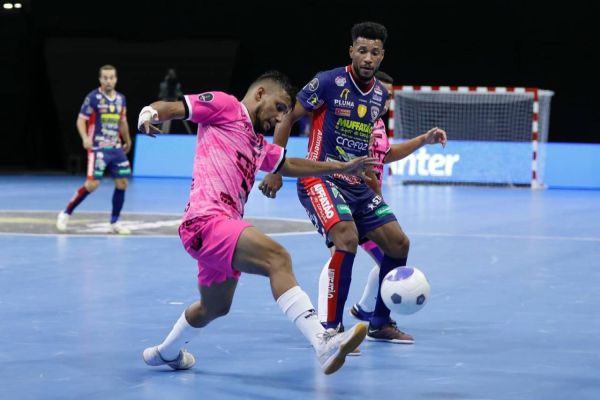 Imagem referente a notícia: Cascavel Futsal empata em 2 a 2 com Panta Walon na Taça Libertadores