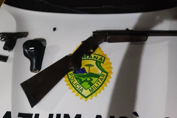 PM prende homem após agressão e apreende armas de fogo em Linha Iguaçu