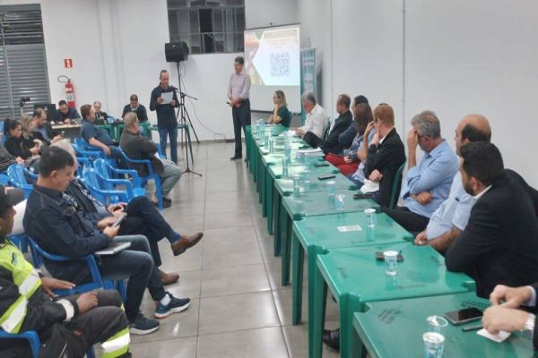 Audiências públicas serão no São Francisco e no Santa Felicidade nesta semana