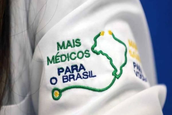 Paraná recebe 161 novos profissionais do Mais Médicos para reforçar o atendimento em áreas vulneráveis e territórios indígenas