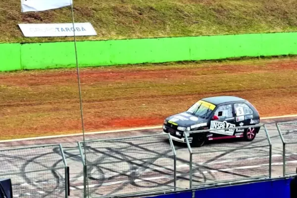 Foto relacionada a notícia: Marcos Cortina comemora volta às pistas após três temporadas