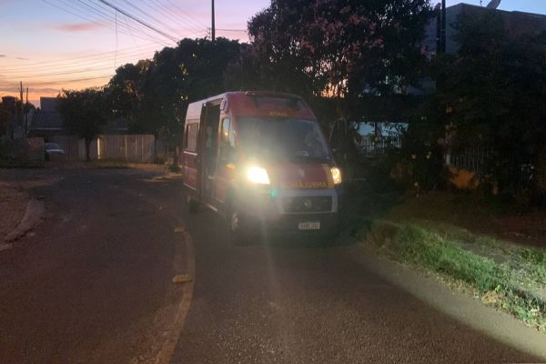 Imagem referente a notícia: Adolescente fica ferido em acidente de moto em Cascavel