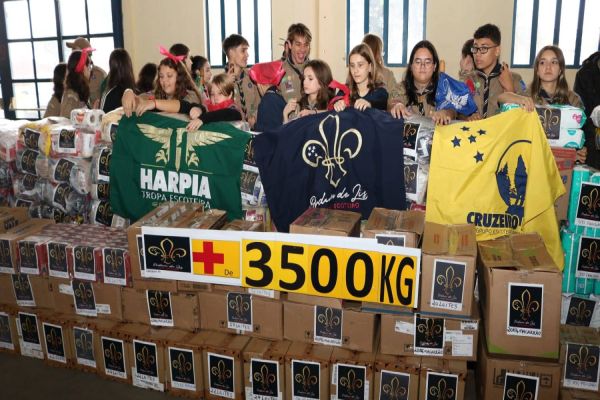 Jogos da Fraternidade reúnem escoteiros em Toledo e arrecadam 10 toneladas de alimentos
