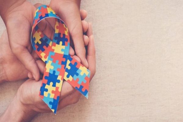 Câmara de Cascavel encaminha demandas por mais direitos para pessoas autistas