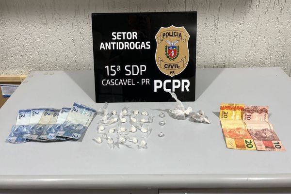 Dois irmãos são flagrados vendendo entorpecentes no bairro Interlagos, em Cascavel