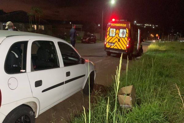 Imagem referente a notícia: Motociclista fica ferido em acidente de trânsito no Bairro Floresta, em Cascavel