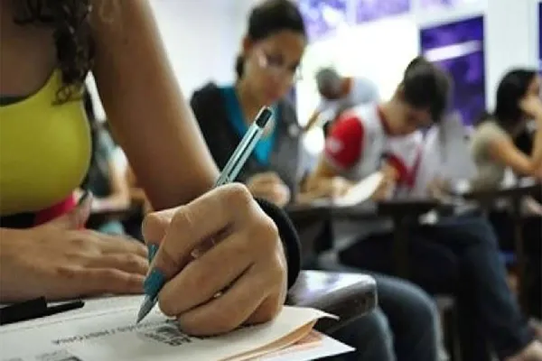 Foto relacionada a notícia: Cinco meses para o Enem: como driblar as distrações e ser produtivo nos estudos