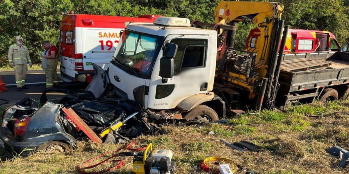 Motorista embriagado causa acidente fatal ao colidir com veículo estacionado na BR 163