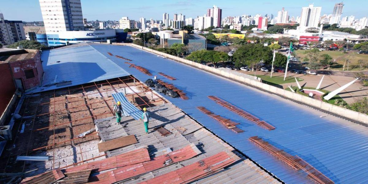 Prédio da prefeitura de Cascavel passa por reforma estrutural
