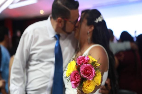 O grande dia: Cascavel celebra união de 130 casais no Casamento Coletivo