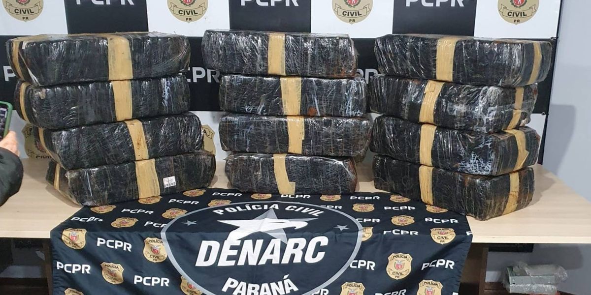Denarc de Cascavel realiza apreensão de 216 kg de maconha em Jotaesse