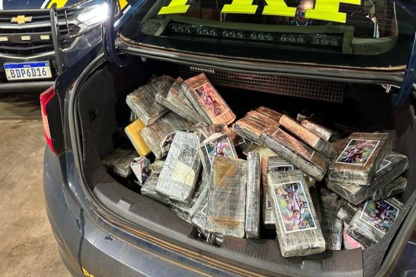 Polícia Rodoviária Federal apreende 80,5 Kg de cocaína em veículo na BR-369 em Goioerê