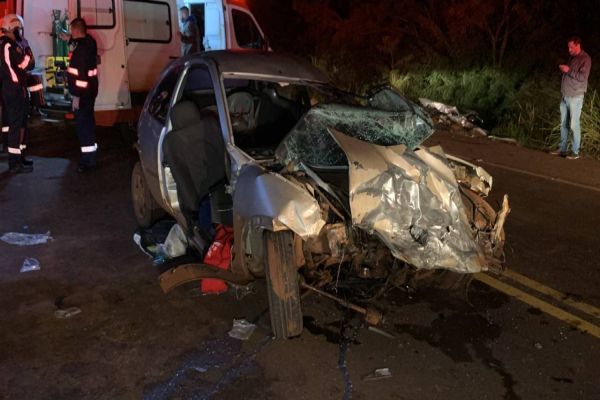 Sete pessoas, sendo três crianças ficam feridas em violenta colisão frontal na BR-369 em Corbélia