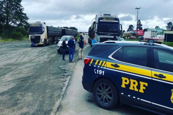 Polícia Civil e PRF realizam apreensão de contrabando em São Luiz do Purunã