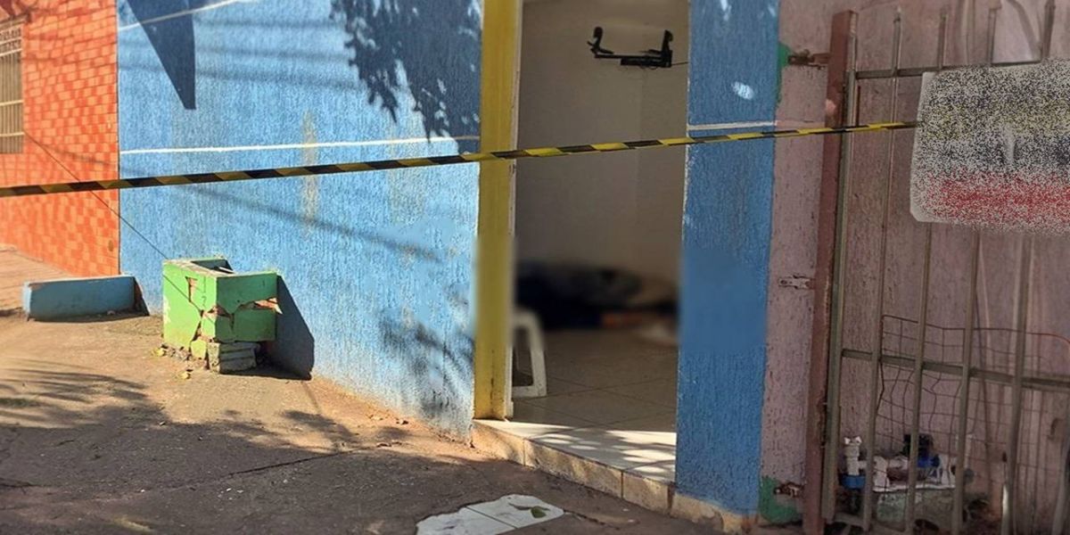 Homem de 42 anos é encontrado morto em residência no Bairro Coqueiral em Cascavel