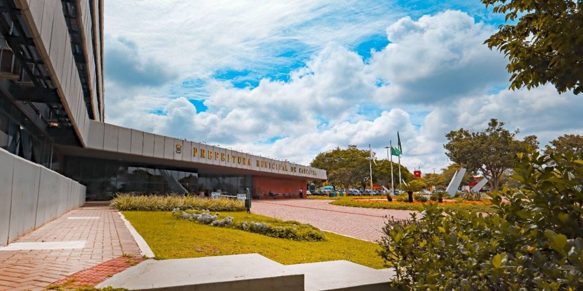 Prefeitura de Cascavel convoca mais de 170 aprovados em concursos para atuar no serviço público