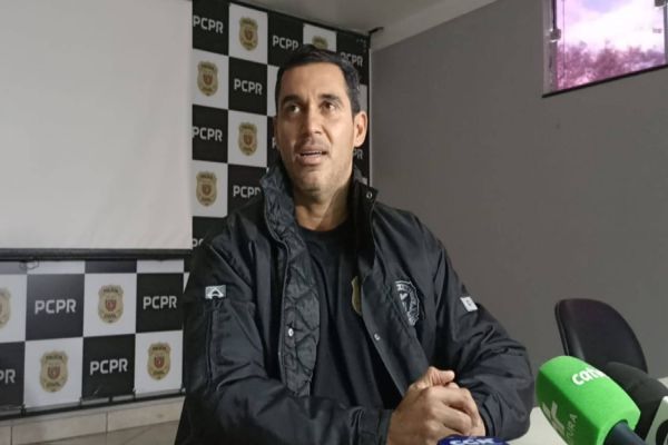 Imagem referente a notícia: Delegacia de Homicídios fala sobre morte de pedreiro após confusão no Bairro Coqueiral em Cascavel