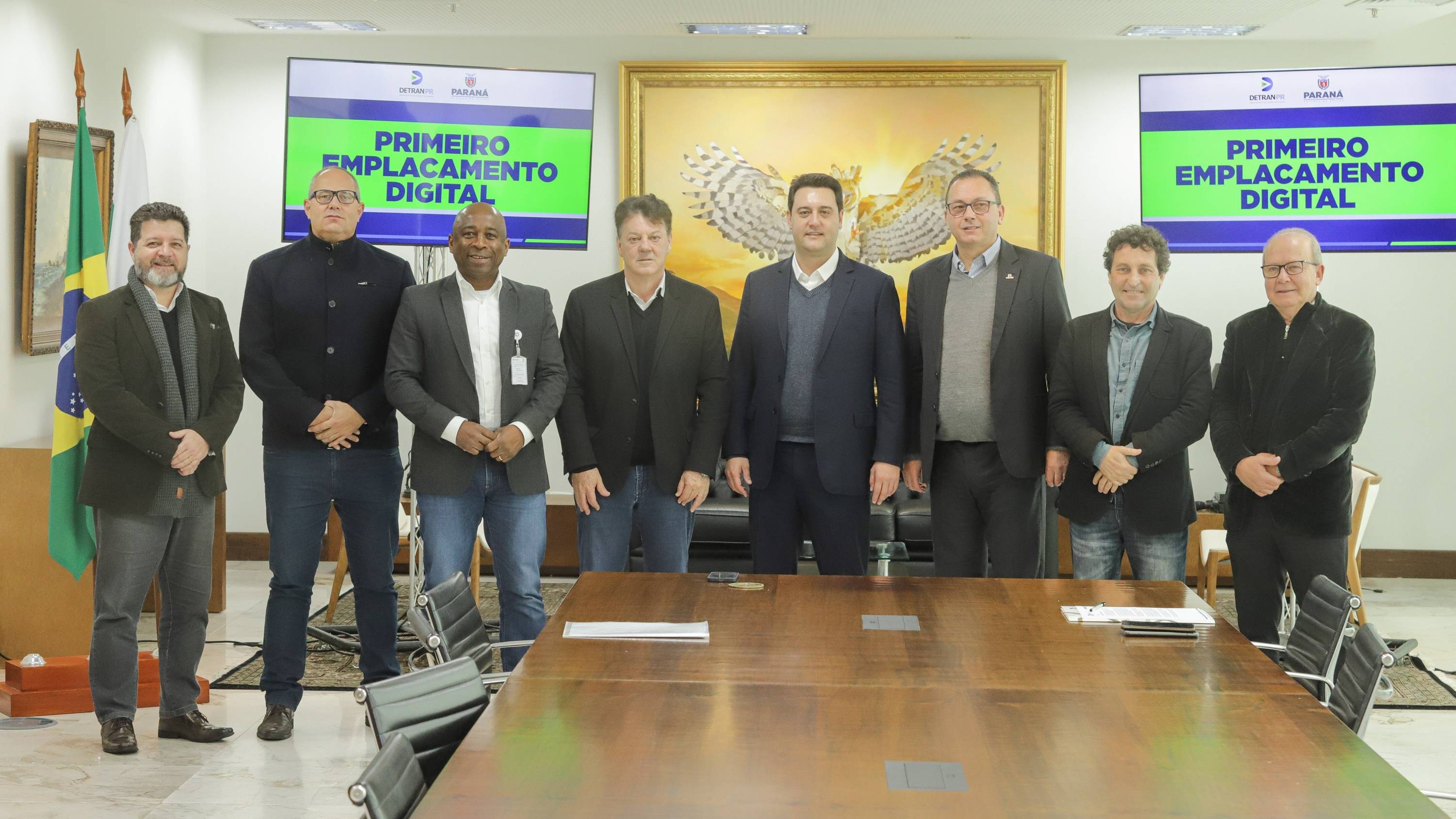 No Paraná, proprietários podem fazer primeiro emplacamento de veículos de forma 100% digital