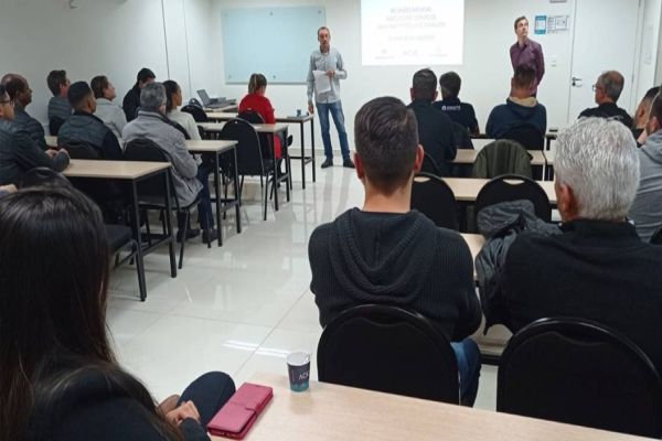 Núcleo de Reparadores da Acic/Arauto elabora estratégia para expandir grupo
