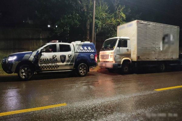 Tentativa de assalto a caminhão é registrada no Bairro Lago Azul; Trabalhador escapou ileso