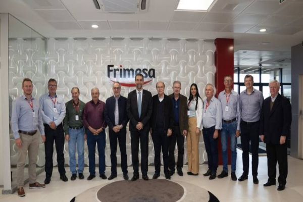 Presidentes de cooperativas se reúnem com o diretor da Itaipu