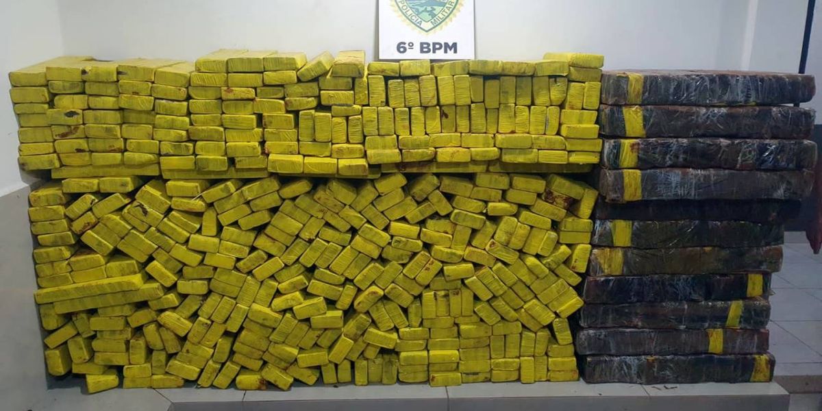 Polícia Militar apreende quase meia tonelada de maconha em operação em Cascavel