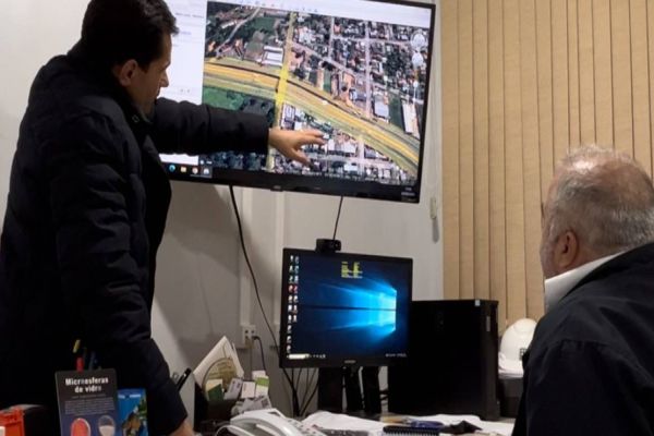 Imagem referente a notícia: Pacheco e DER buscam soluções para gargalos nos cruzamentos das rodovias que cortam a Região Norte