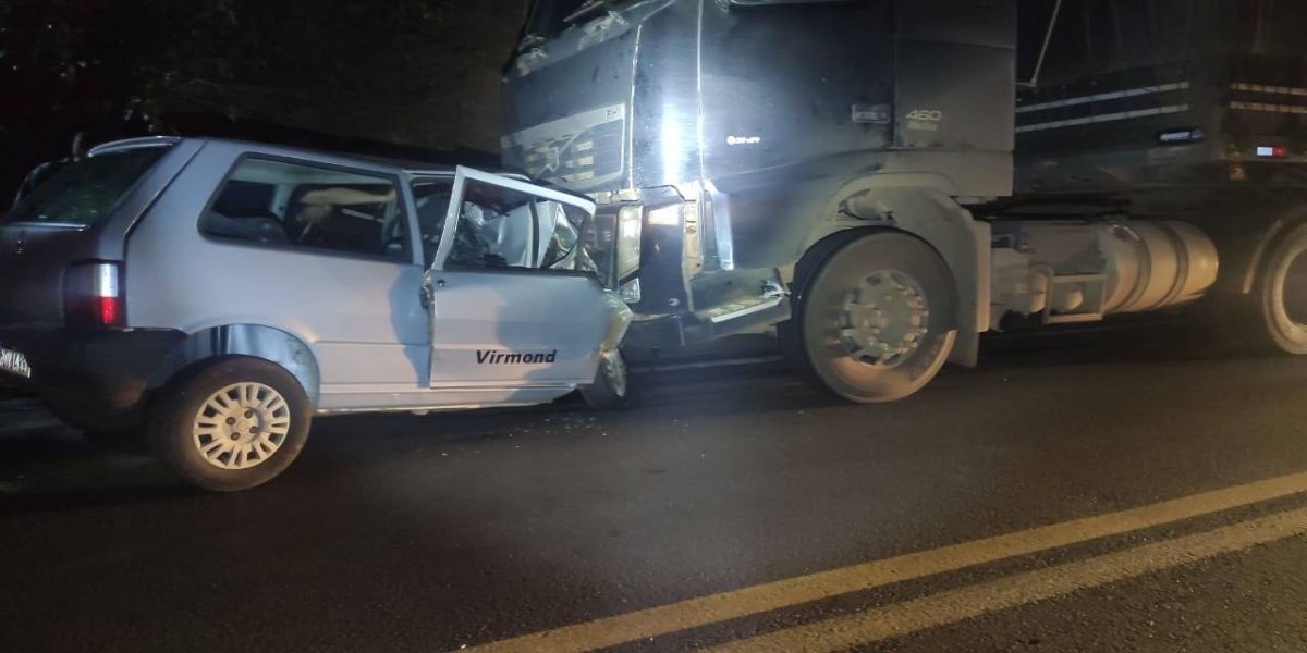 Homem furta carro da prefeitura de Virmond e se envolve em colisão frontal com a carreta na BR-277