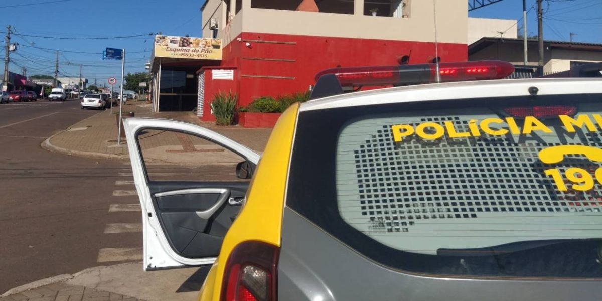 Polícia Militar fortalece laços com a comunidade em patrulhamento comunitário no Bairro Santa Cruz