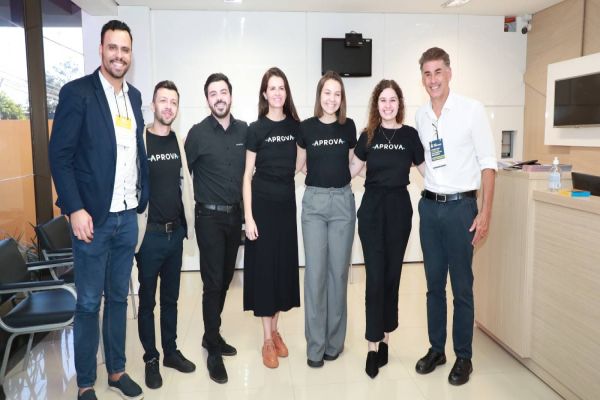 Paranhos recebe prêmio por programa inovador na educação