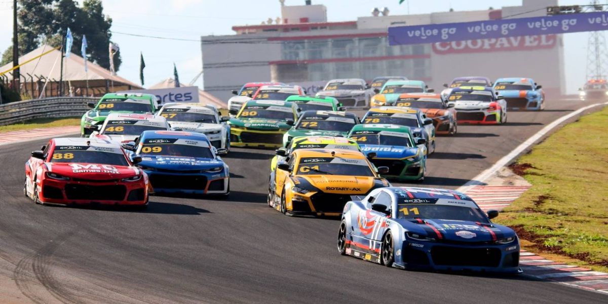 NASCAR Brasil: show de velocidade marca a etapa em Cascavel