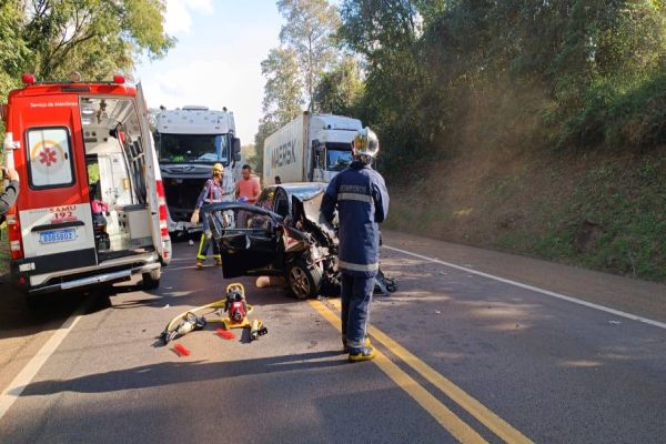 Duas mulheres morrem em colisão frontal na BR-277 em Guaraniaçu