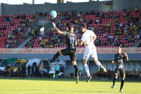 Imagem referente a notícia: FC Cascavel empata com Patrocinense-MG em jogo emocionante pela Série D