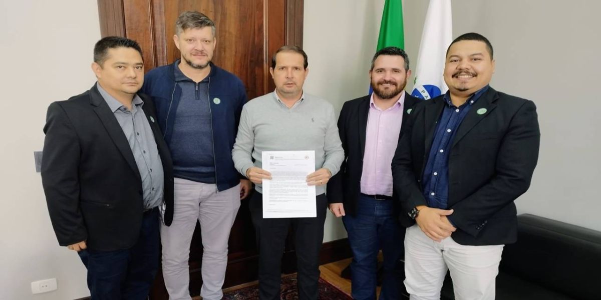 Micheletto recebe pedido de  nova ambulância ao Consamu