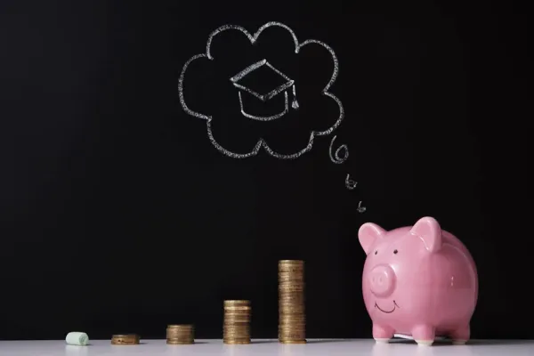 Foto relacionada a notícia: Envelhecimento da população requer cada vez mais educação financeira