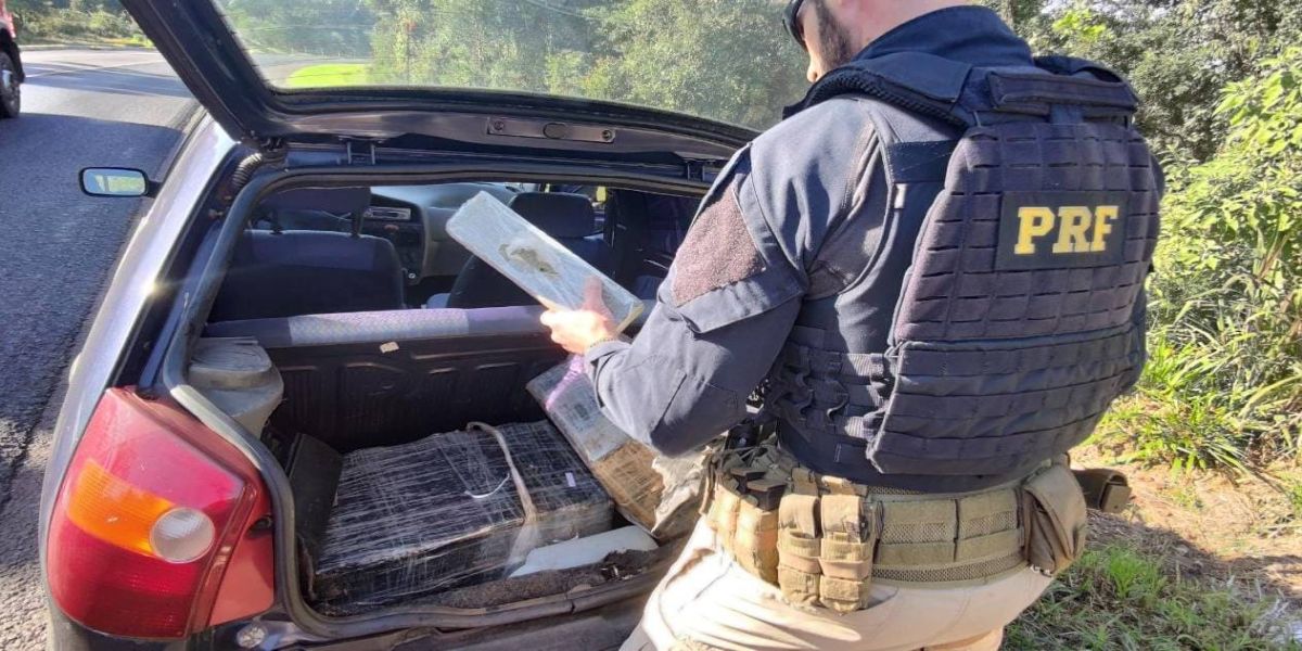 PRF apreende cerca de 50kg de maconha em abordagem na BR-277 em Catanduvas