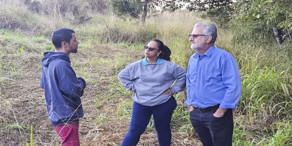 Comissão de Meio Ambiente vistoria denúncias em área de preservação no Arroio Juvenal
