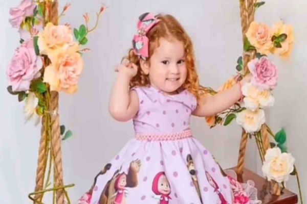 Após término de relacionamento, pai mata filha de 4 anos e depois se mata