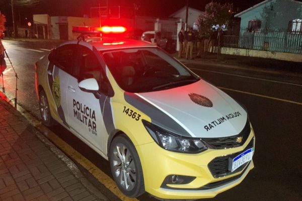 Imagem referente a notícia: Mulher é esfaqueada pelo ex-marido no Bairro Guarujá, em Cascavel