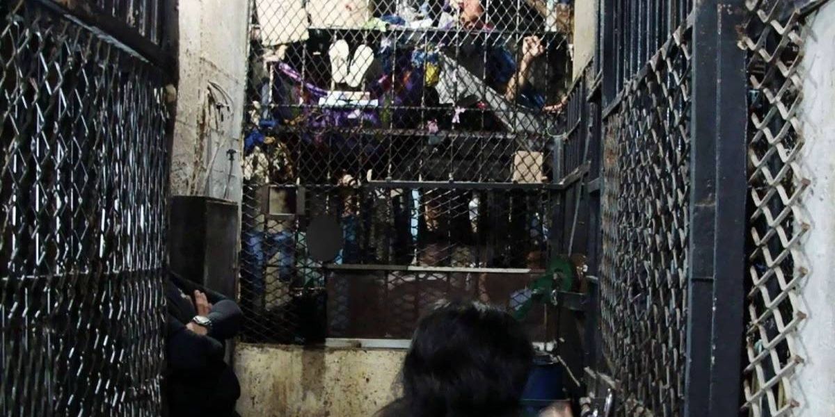 Cadeia em Cascavel com 1000% de superlotação deveria estar inativa desde 2016