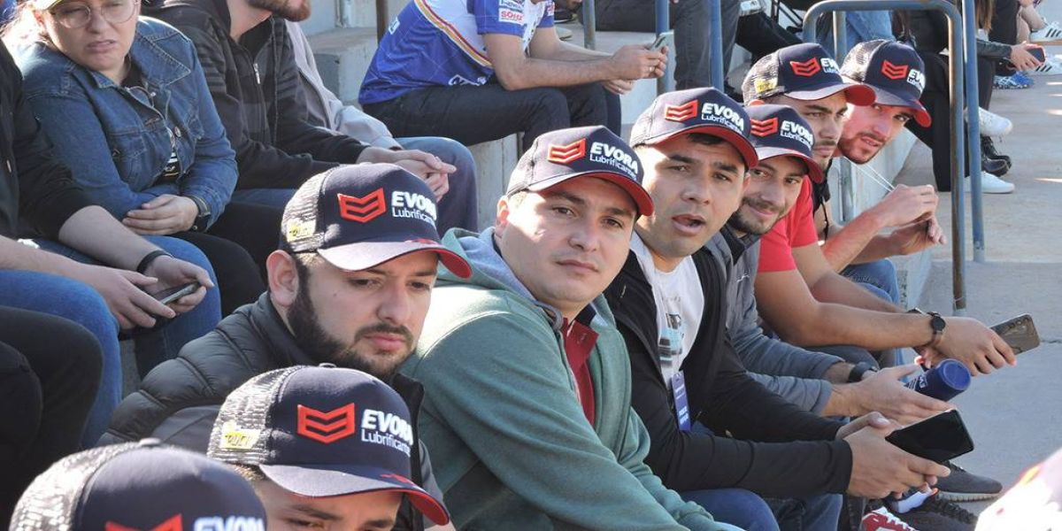 Estrangeiros prestigiaram Copa Truck em Cascavel